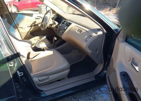 1998 Honda Accord Ex from USA, damaged, VIN 1HGCG6670WA045315